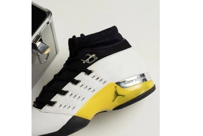 Jordan 17 Low Air FJ0395-100 “Lightning” 0928
